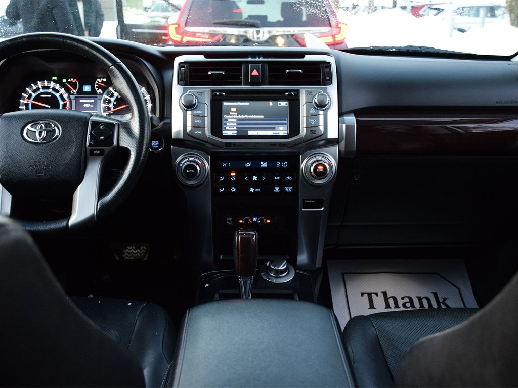 2018 Toyota 4Runner Limited in Mississauga, Ontario - 13 - w1024h768px