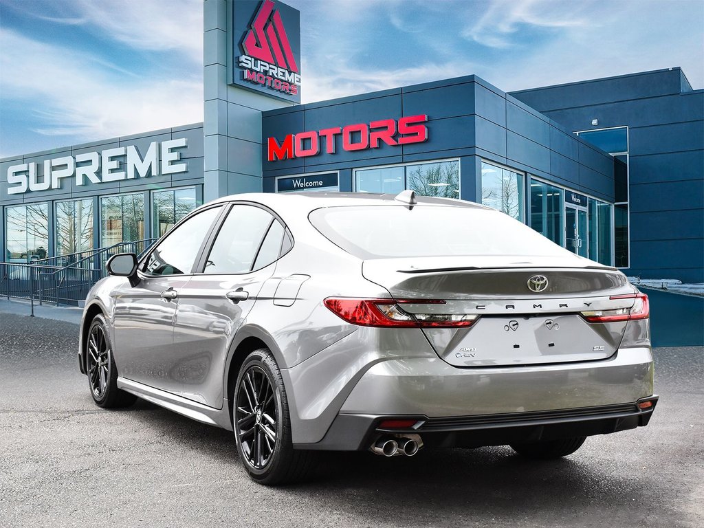 2025 Toyota Camry Hybrid SE UPGRADE AWD in Mississauga, Ontario - 4 - w1024h768px
