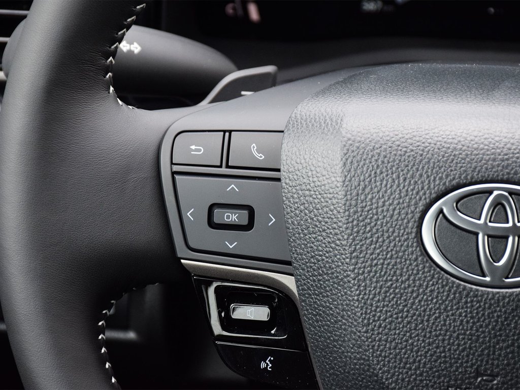 2025 Toyota Camry Hybrid SE Upgrade FWD in Mississauga, Ontario - 20 - w1024h768px
