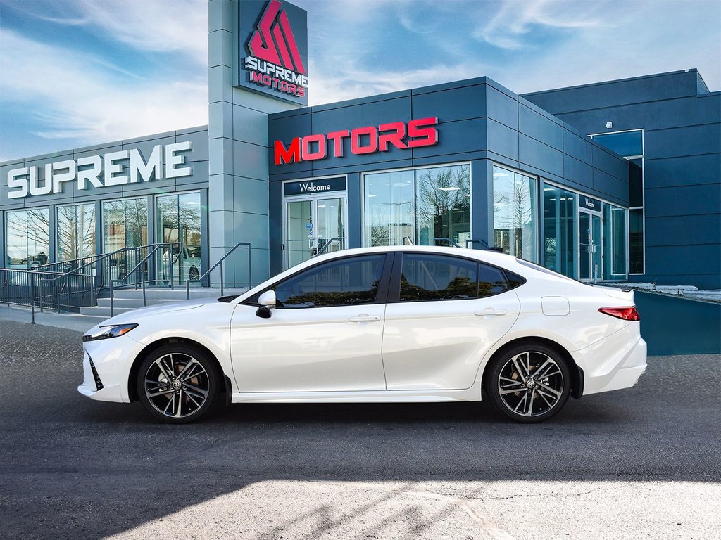 2025 Toyota Camry Hybrid XSE AWD in Mississauga, Ontario - 4 - w1024h768px