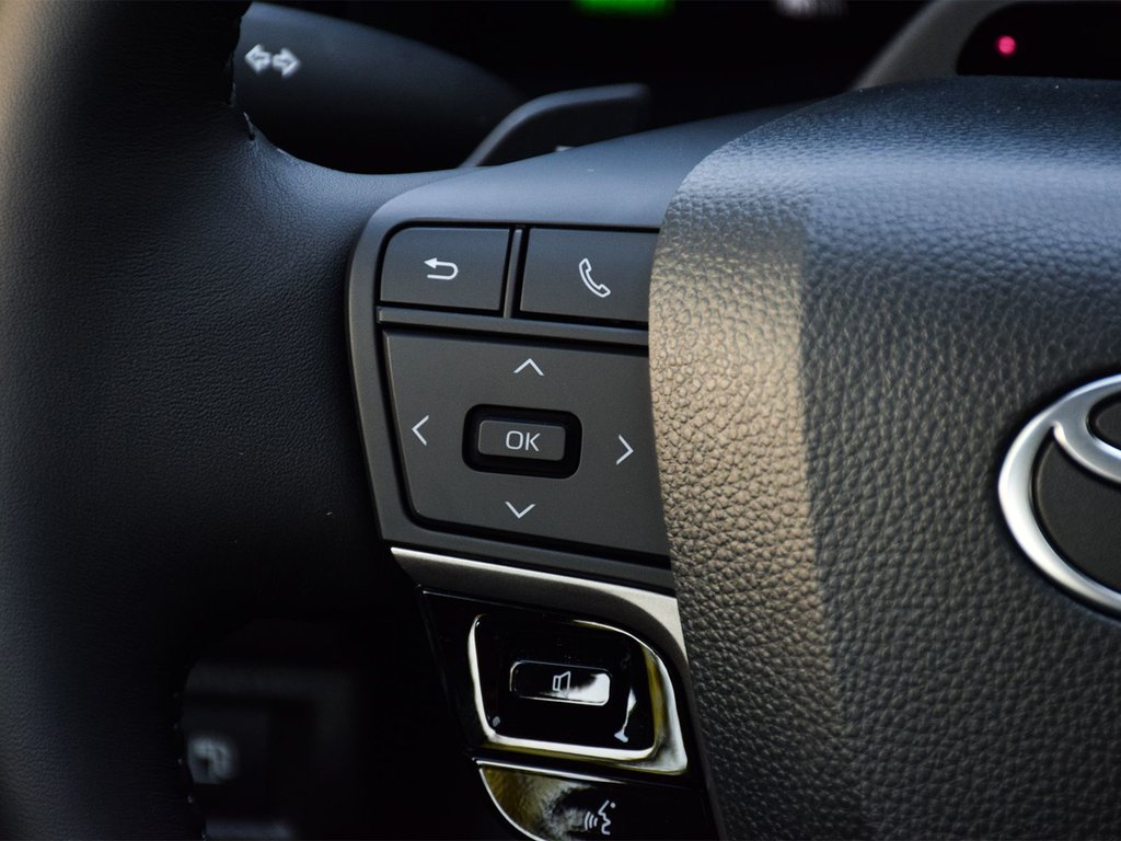 2025 Toyota Camry Hybrid XSE AWD in Mississauga, Ontario - 19 - w1024h768px