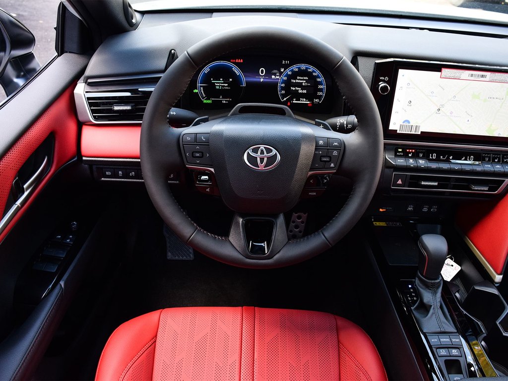 2025 Toyota Camry Hybrid XSE AWD in Mississauga, Ontario - 17 - w1024h768px