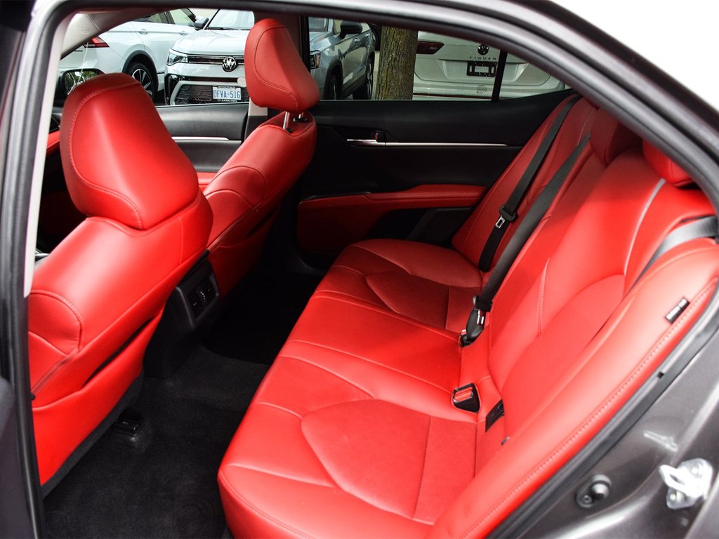 2022 Toyota Camry XSE in Mississauga, Ontario - 11 - w1024h768px