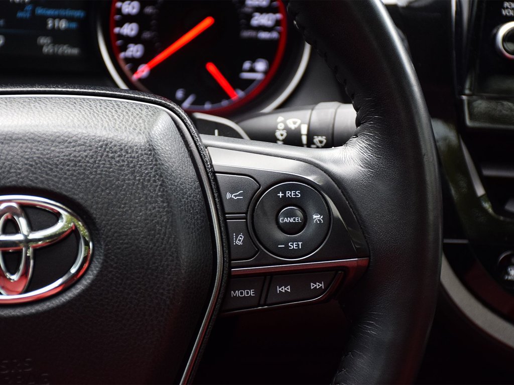 2022 Toyota Camry XSE in Mississauga, Ontario - 21 - w1024h768px