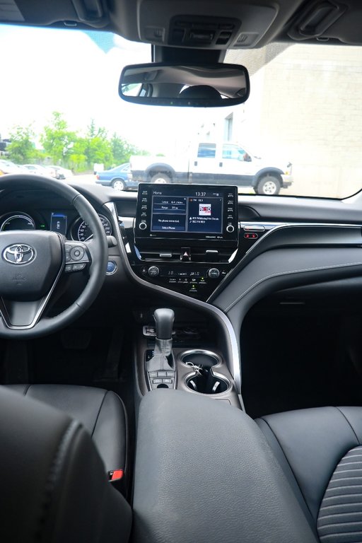2023 Toyota Camry SE HYBRID in Mississauga, Ontario - 11 - w1024h768px