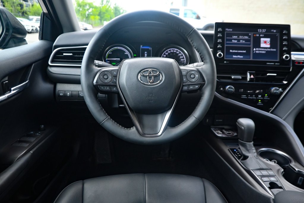 2023 Toyota Camry SE HYBRID in Mississauga, Ontario - 12 - w1024h768px