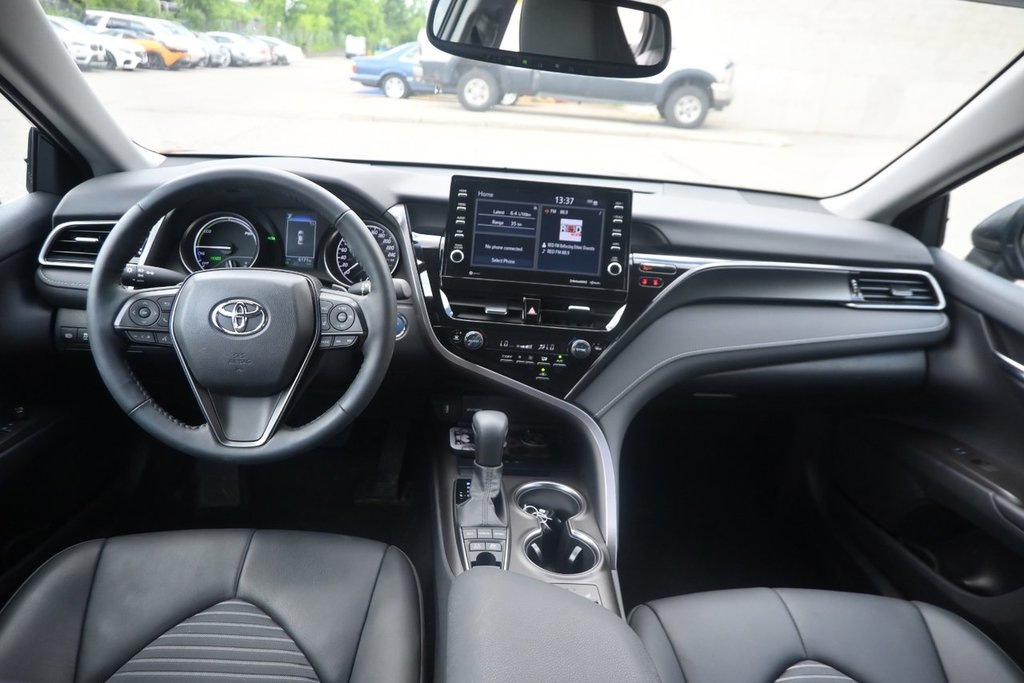 2023 Toyota Camry Hybrid SE in Mississauga, Ontario - 11 - w1024h768px