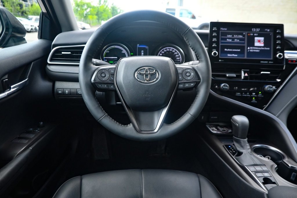 2023 Toyota Camry Hybrid SE in Mississauga, Ontario - 13 - w1024h768px