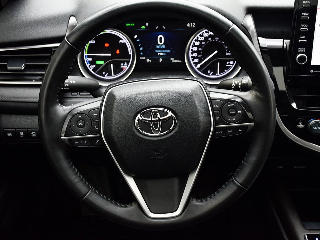 2023 Toyota Camry Hybrid XLE in Mississauga, Ontario - 17 - w1024h768px