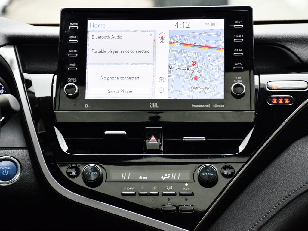 2023 Toyota Camry Hybrid XLE in Mississauga, Ontario - 14 - w1024h768px