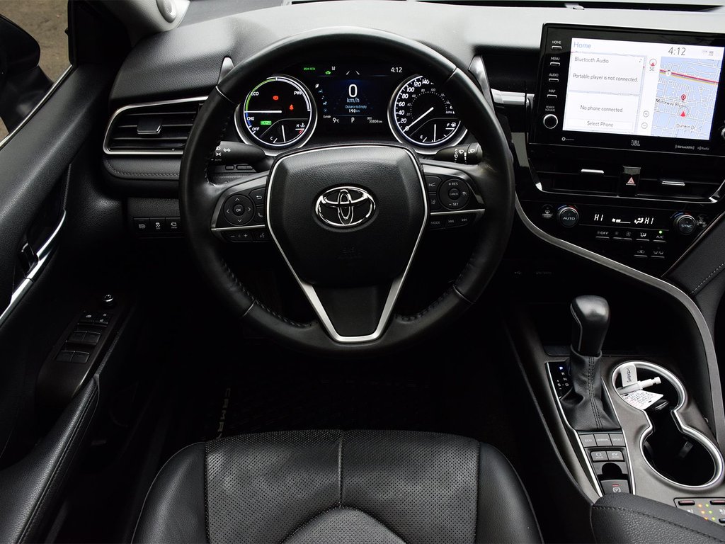 2023 Toyota Camry Hybrid XLE in Mississauga, Ontario - 16 - w1024h768px