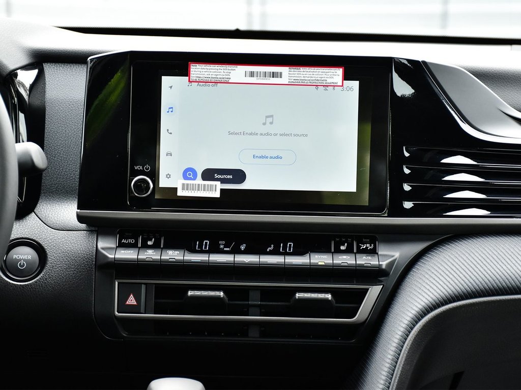 2025 Toyota Camry SE Upgrade in Mississauga, Ontario - 16 - w1024h768px