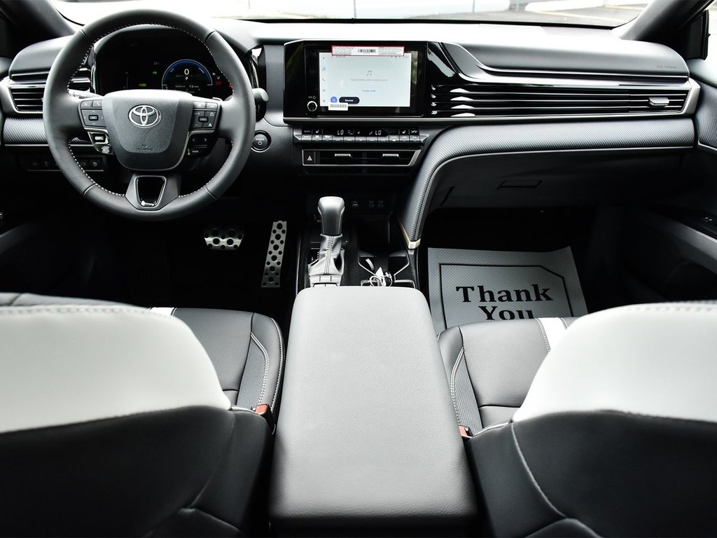 2025 Toyota Camry SE Upgrade in Mississauga, Ontario - 14 - w1024h768px