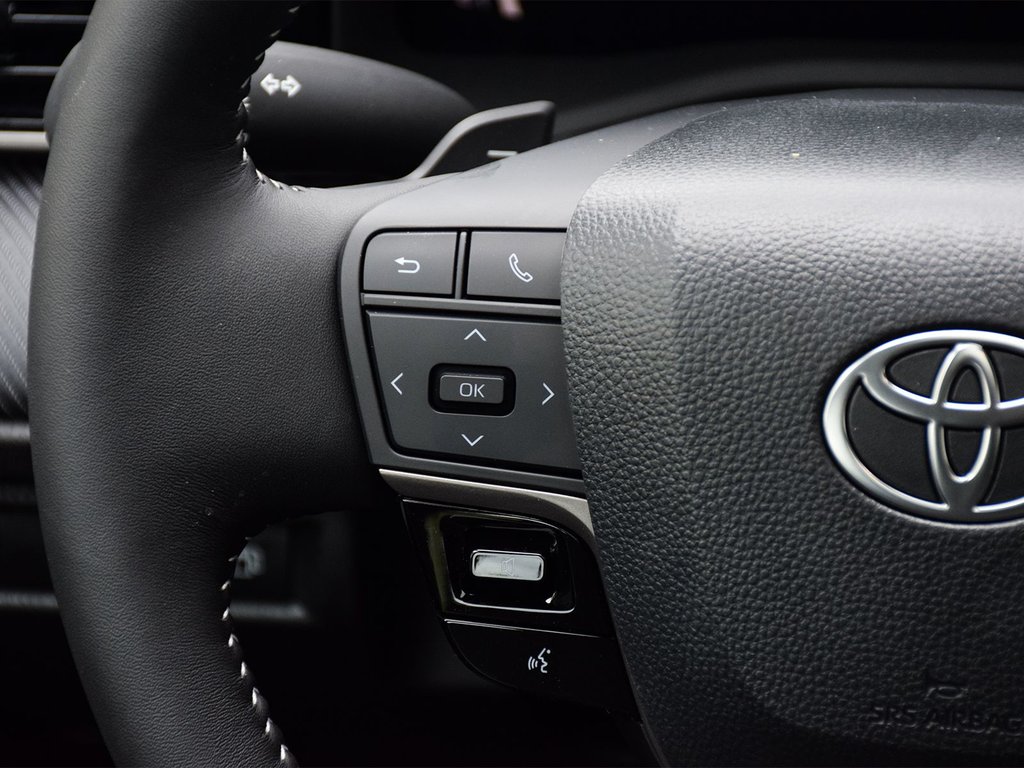 2025 Toyota Camry Hybrid SE Upgrade AWD in Mississauga, Ontario - 20 - w1024h768px