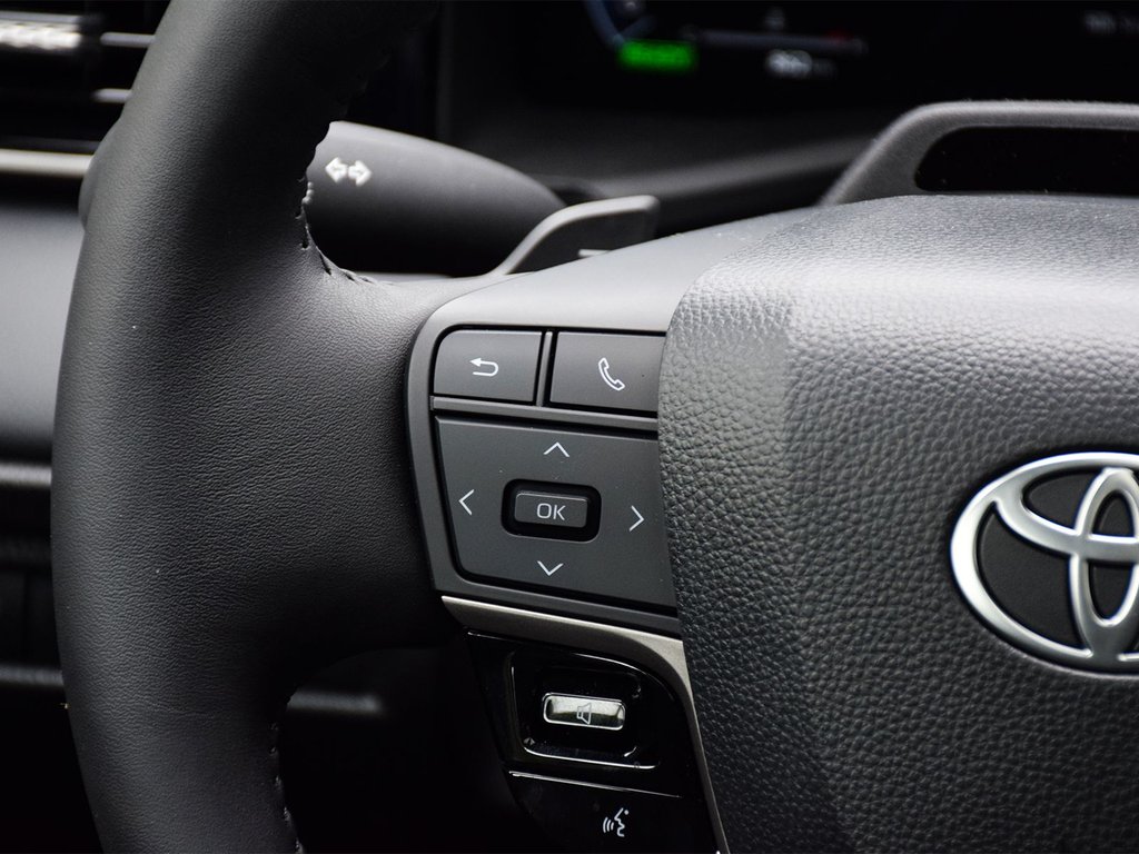 2025 Toyota Camry Hybrid XSE AWD in Mississauga, Ontario - 19 - w1024h768px