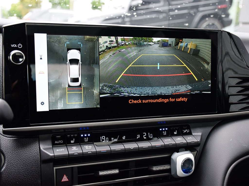 2025 Toyota Camry Hybrid XSE AWD in Mississauga, Ontario - 21 - w1024h768px