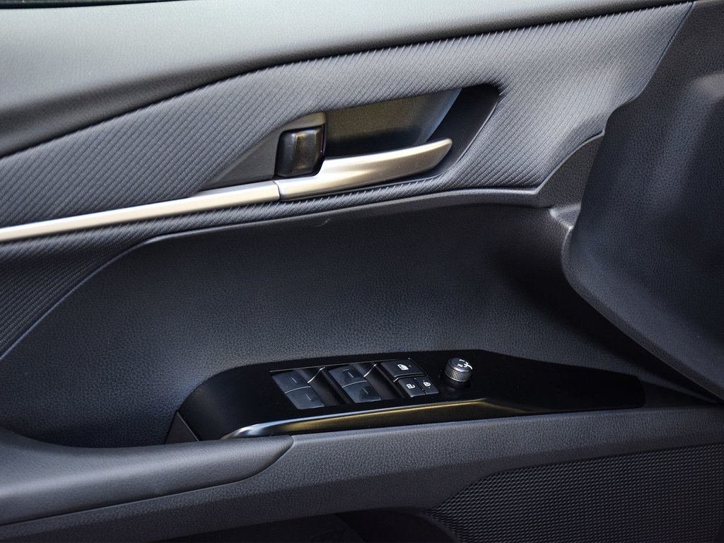2026 Toyota Camry SE Upgrade in Mississauga, Ontario - 10 - w1024h768px