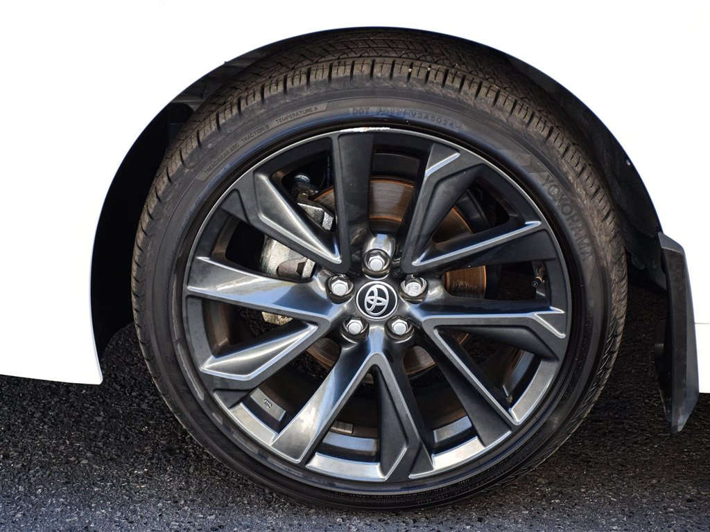 2025 Toyota COROLLA HYBRID SE in Mississauga, Ontario - 6 - w1024h768px