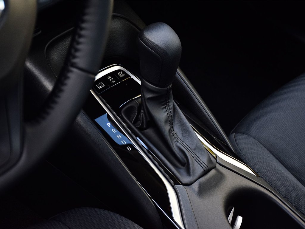 2026 Toyota COROLLA HYBRID LE AWD in Mississauga, Ontario - 9 - w1024h768px