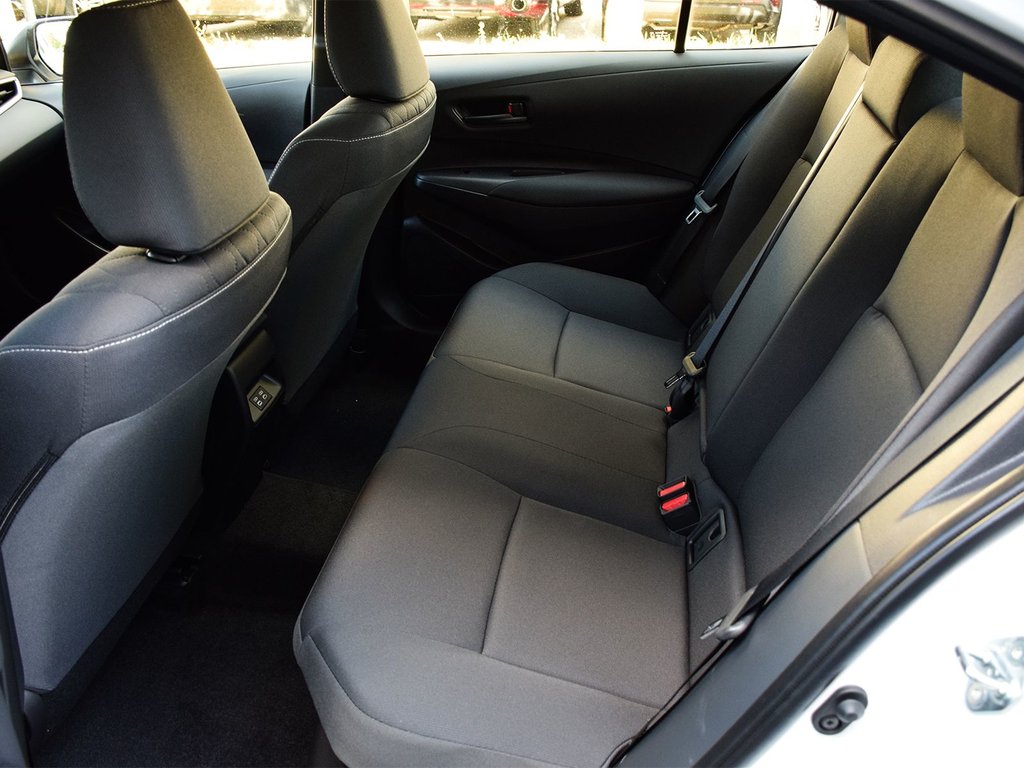 2026 Toyota COROLLA HYBRID LE AWD in Mississauga, Ontario - 11 - w1024h768px