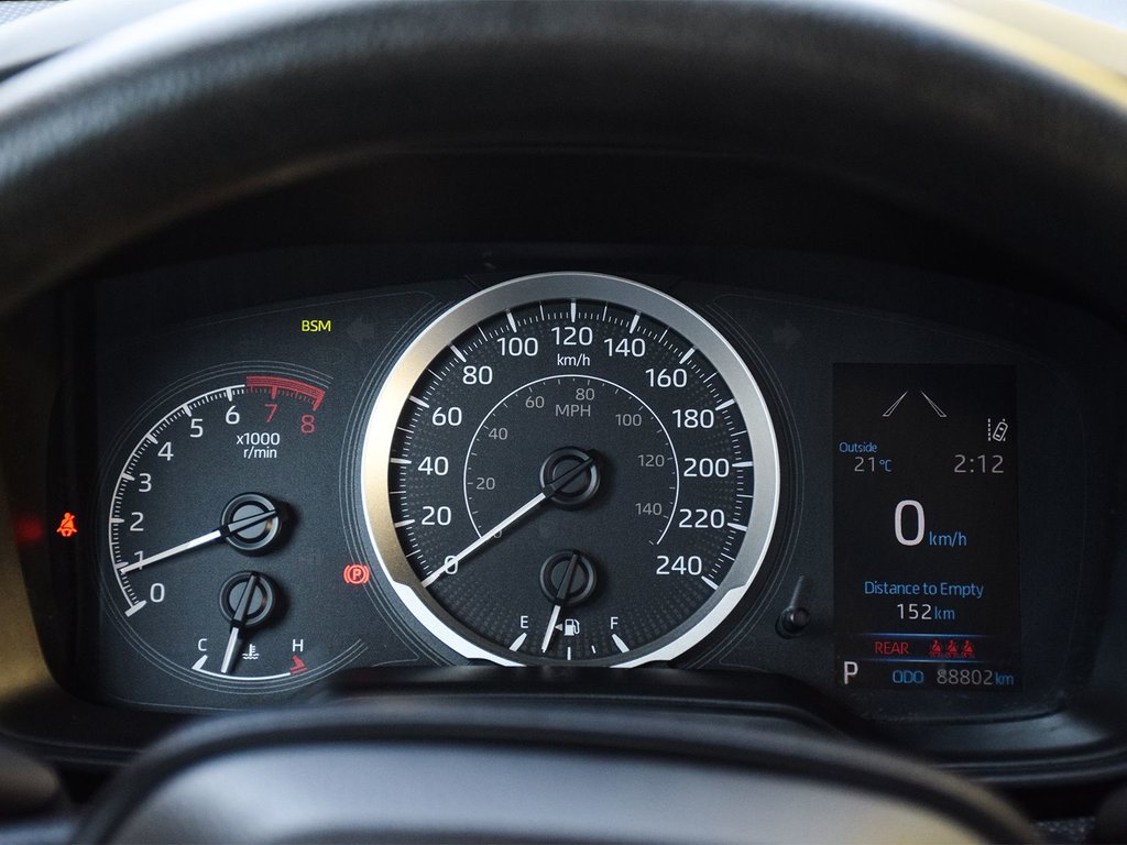 2021 Toyota Corolla LE in Mississauga, Ontario - 18 - w1024h768px