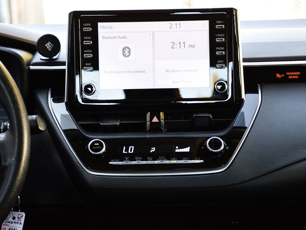 2021 Toyota Corolla LE in Mississauga, Ontario - 14 - w1024h768px