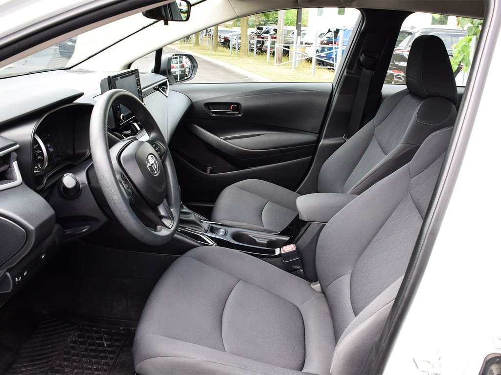 2022 Toyota Corolla LE in Mississauga, Ontario - 7 - w1024h768px