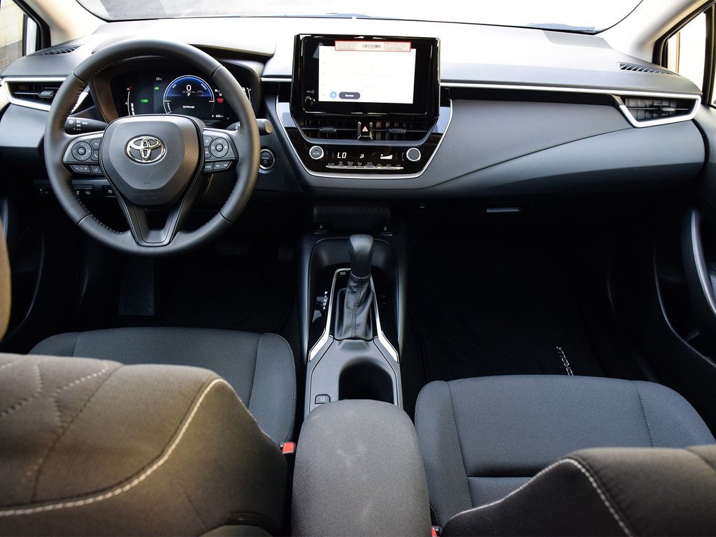 2025 Toyota COROLLA HYBRID LE AWD in Mississauga, Ontario - 12 - w1024h768px