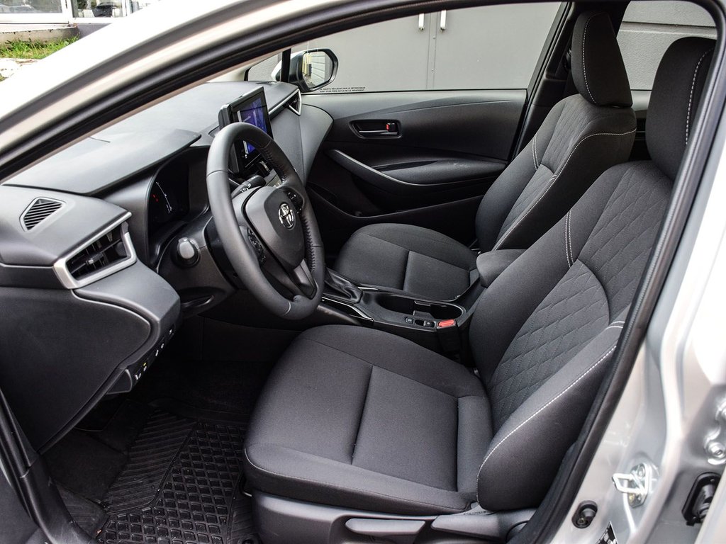 2025 Toyota Corolla Hybrid LE AWD in Mississauga, Ontario - 8 - w1024h768px