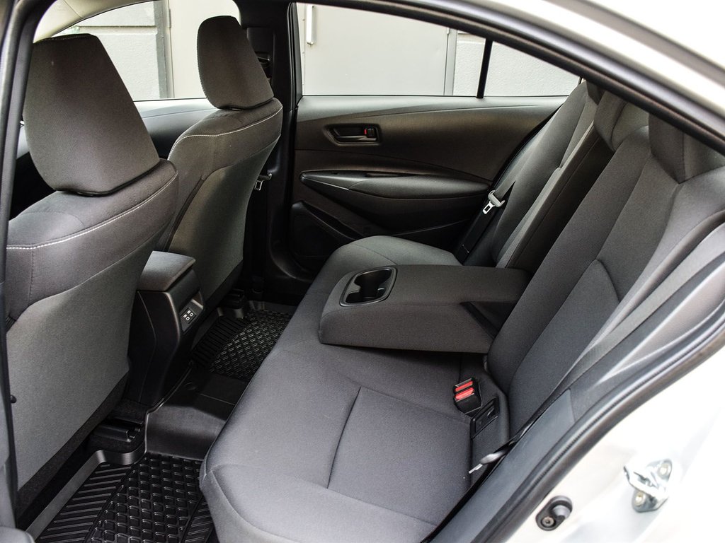 2025 Toyota Corolla Hybrid LE AWD in Mississauga, Ontario - 11 - w1024h768px