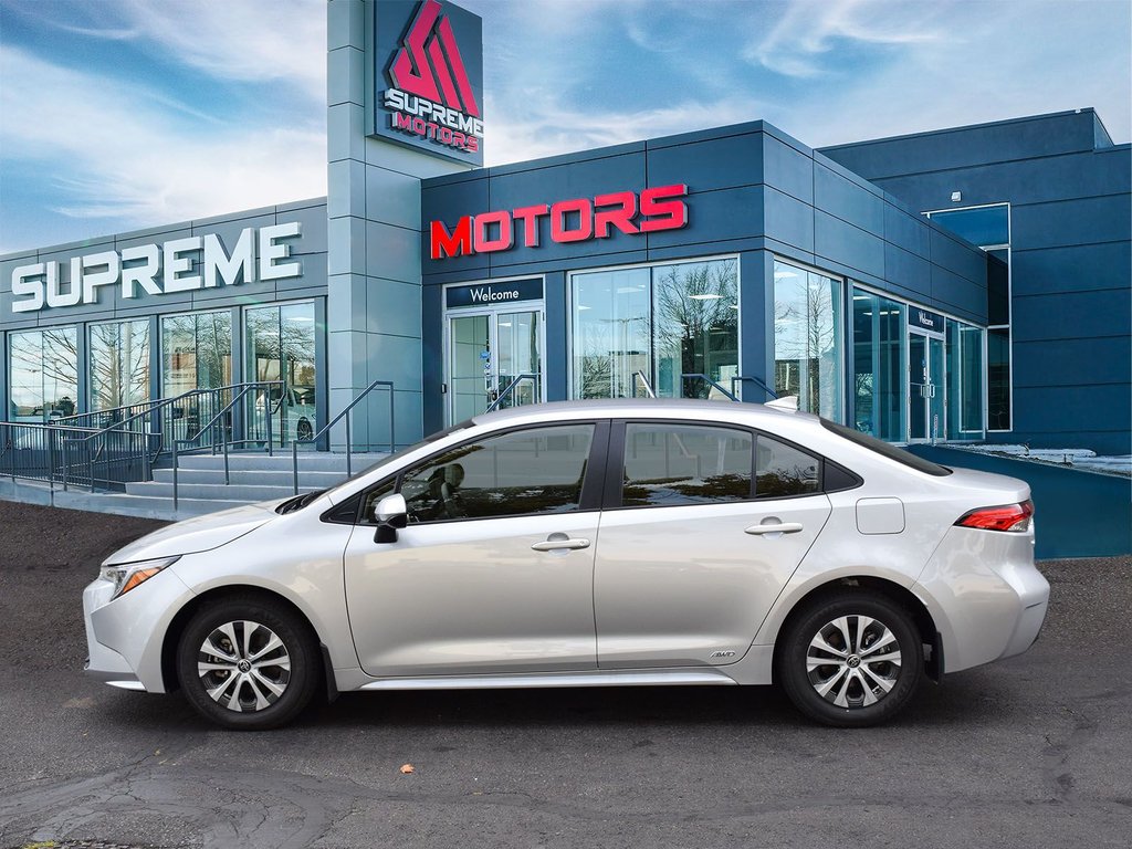 2025 Toyota Corolla Hybrid LE AWD in Mississauga, Ontario - 4 - w1024h768px