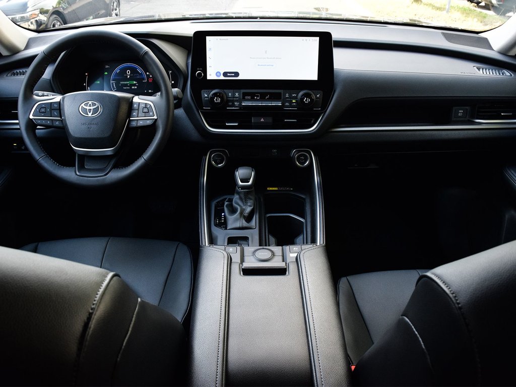 2025 Toyota Grand Highlander Hybrid XLE in Mississauga, Ontario - 14 - w1024h768px