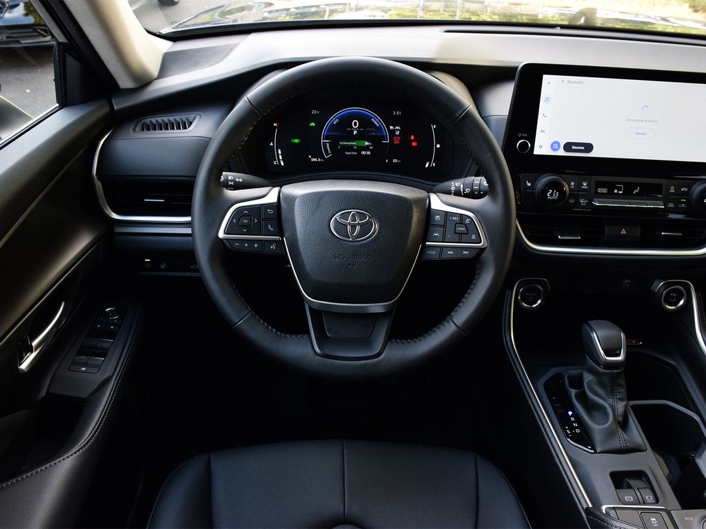 2025 Toyota Grand Highlander Hybrid XLE in Mississauga, Ontario - 18 - w1024h768px
