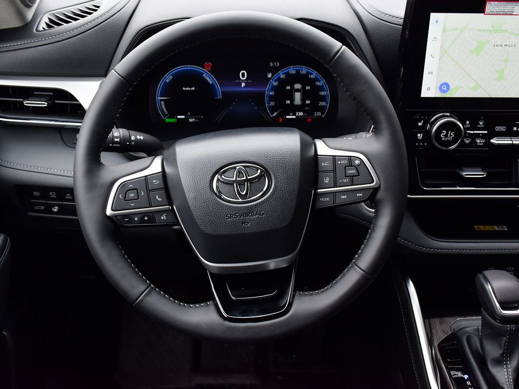 2025 Toyota Highlander Hybrid Platinum in Mississauga, Ontario - 19 - w1024h768px