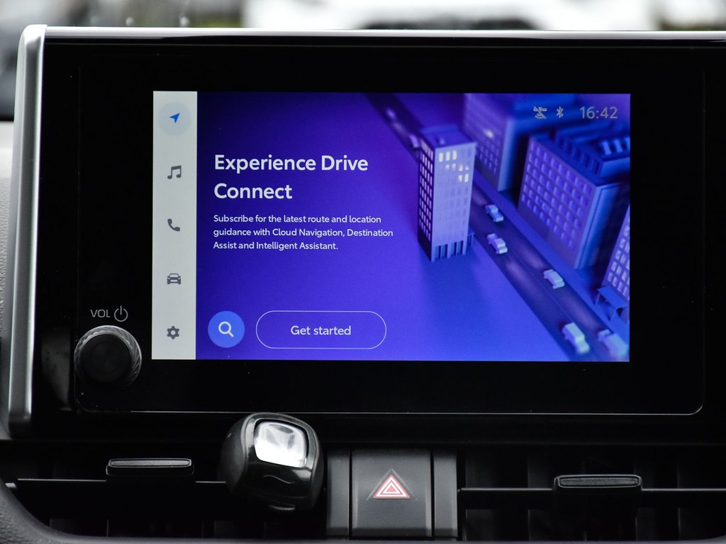 2023 Toyota RAV4 Hybrid SE in Mississauga, Ontario - 16 - w1024h768px