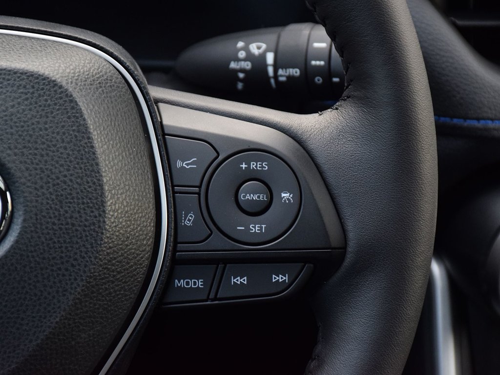 2025 Toyota RAV4 Hybrid Hybrid XSE TECH AWD in Mississauga, Ontario - 20 - w1024h768px