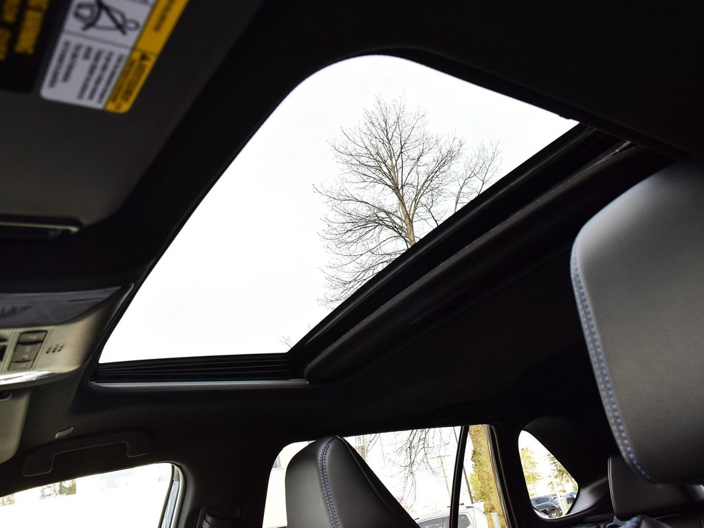 2025 Toyota RAV4 Hybrid Hybrid XSE TECH AWD in Mississauga, Ontario - 10 - w1024h768px