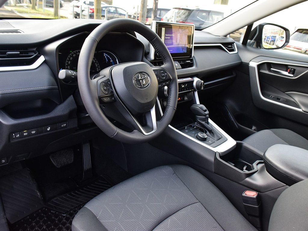 2025 Toyota RAV4 Hybrid Hybrid XLE AWD in Mississauga, Ontario - 6 - w1024h768px