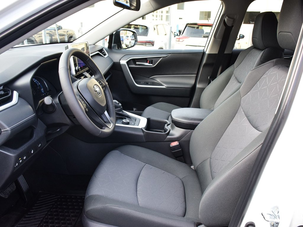 2025 Toyota RAV4 Hybrid Hybrid XLE AWD in Mississauga, Ontario - 7 - w1024h768px