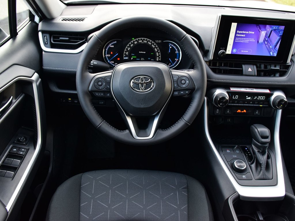 2025 Toyota RAV4 Hybrid Hybrid XLE AWD in Mississauga, Ontario - 16 - w1024h768px