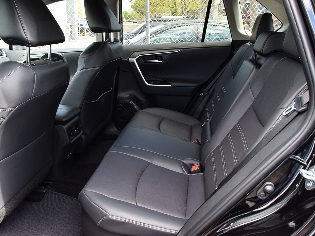 2025 Toyota RAV4 Hybrid Limited AWD in Mississauga, Ontario - 12 - w1024h768px