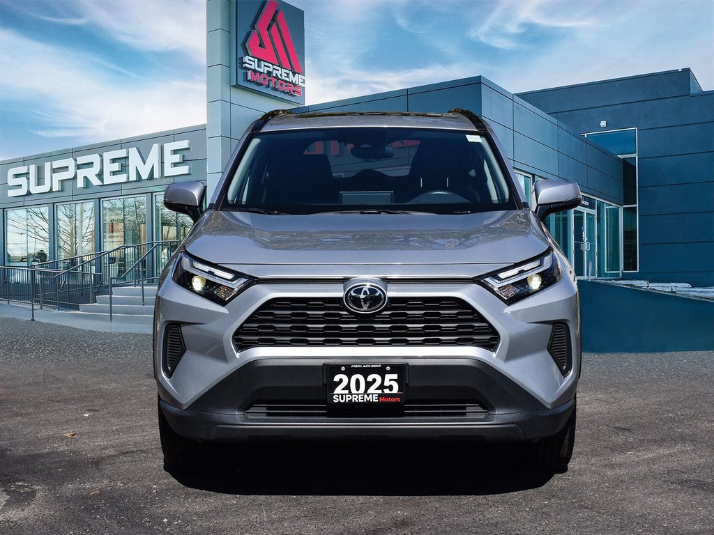 2025 Toyota RAV4 Hybrid XLE in Mississauga, Ontario - 3 - w1024h768px