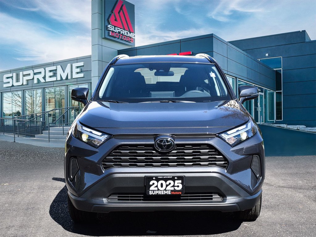 2025 Toyota RAV4 Hybrid XLE in Mississauga, Ontario - 2 - w1024h768px