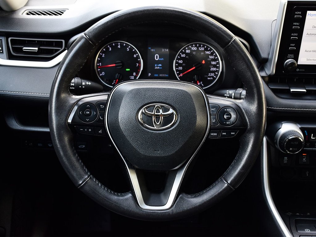 2021 Toyota RAV4 XLE in Mississauga, Ontario - 19 - w1024h768px