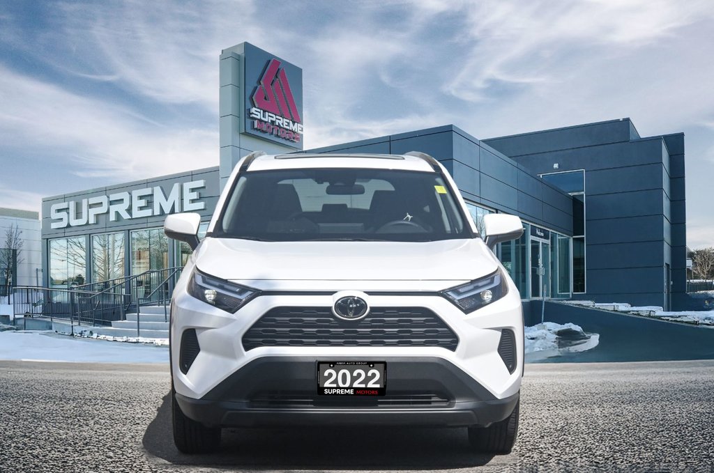 2022 Toyota RAV4 XLE AWD in Mississauga, Ontario - 3 - w1024h768px