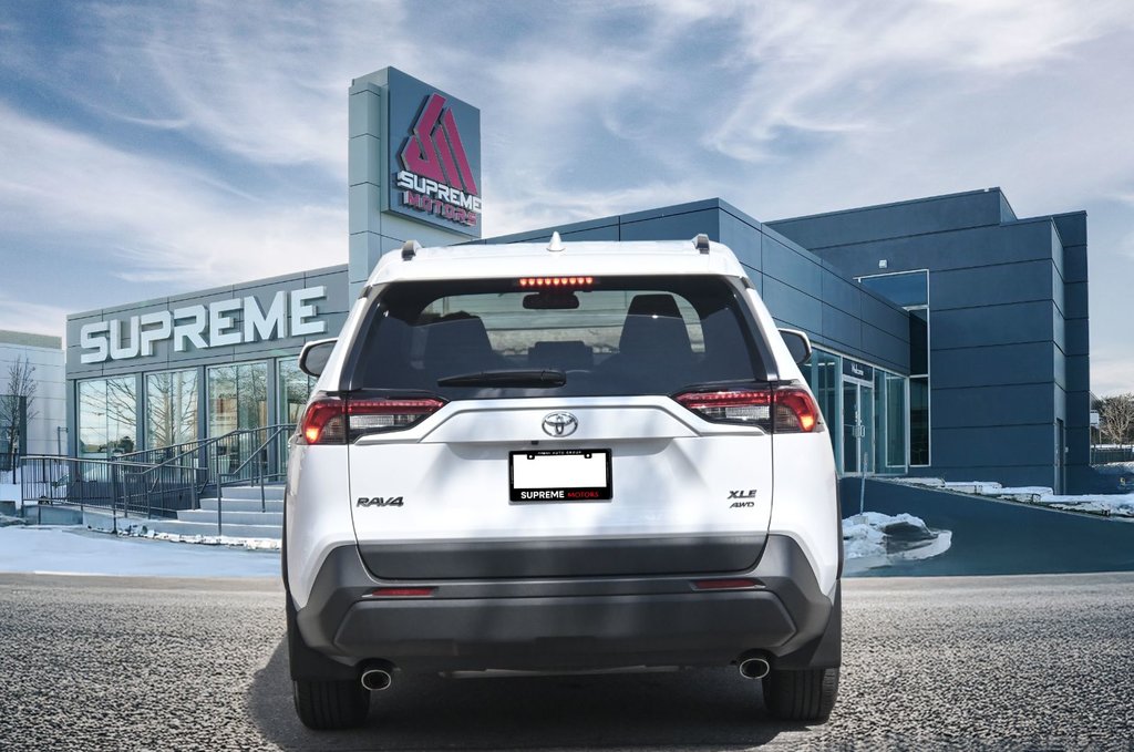 2022 Toyota RAV4 XLE AWD in Mississauga, Ontario - 7 - w1024h768px