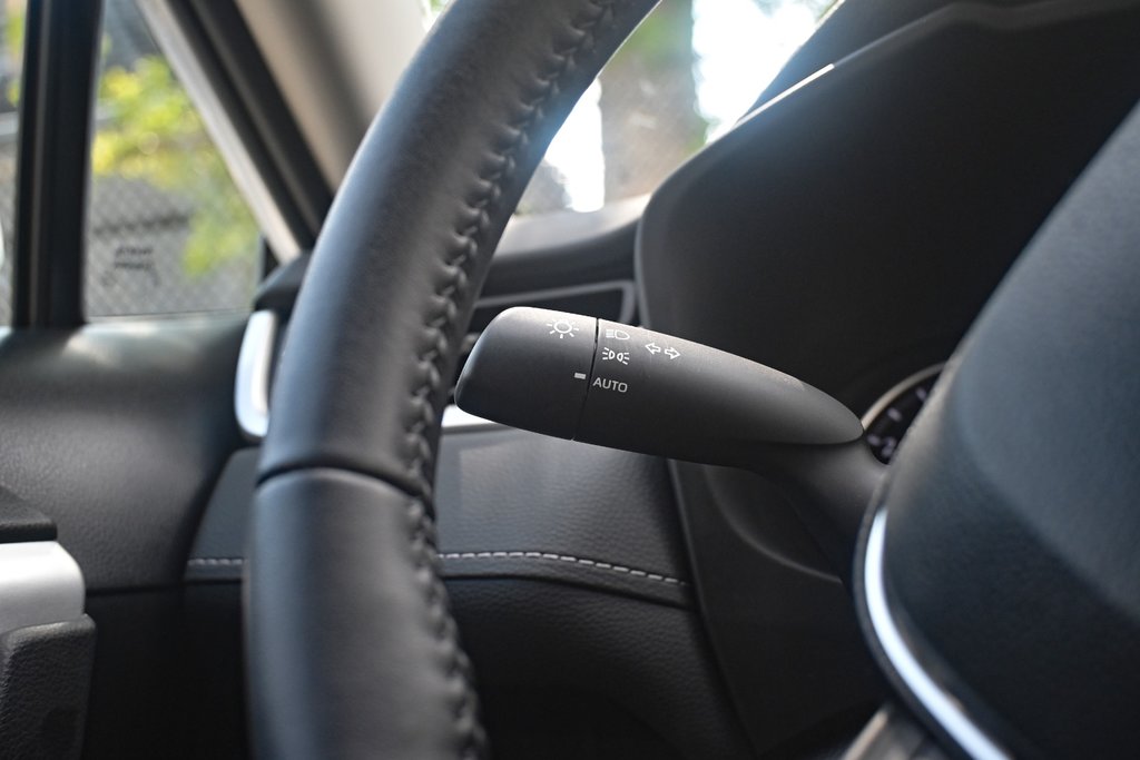 2022 Toyota RAV4 XLE AWD in Mississauga, Ontario - 14 - w1024h768px