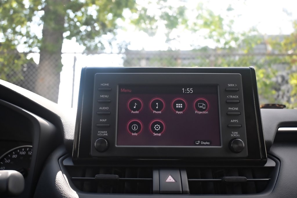 2022 Toyota RAV4 XLE AWD in Mississauga, Ontario - 11 - w1024h768px