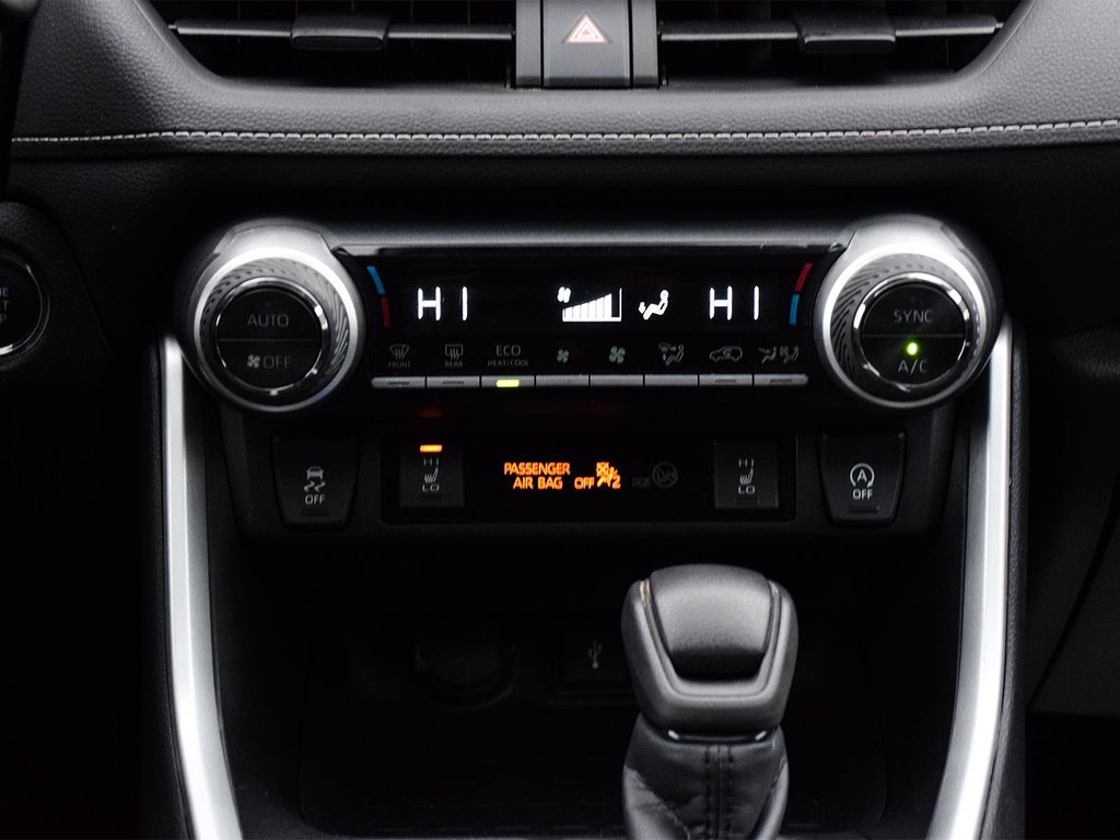 2022 Toyota RAV4 XLE in Mississauga, Ontario - 21 - w1024h768px