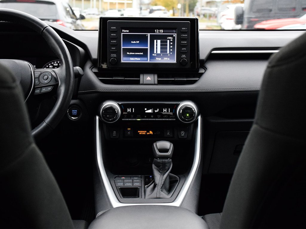 2022 Toyota RAV4 XLE in Mississauga, Ontario - 18 - w1024h768px